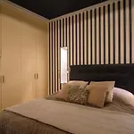 Two Bedroom Luxury - Balcony With View Of Notre Dame Apartment
