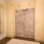 Two Bedroom Luxury - Balcony With View Of Notre Dame *