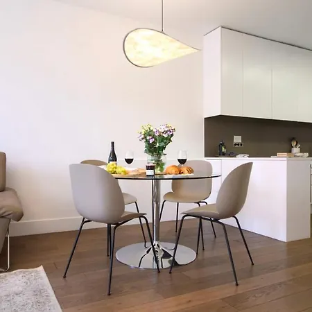 Two Bedroom Luxury - Balcony With View Of Notre Dame * Paris