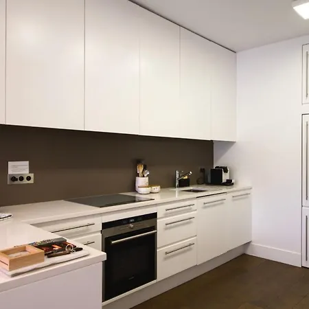 Διαμέρισμα Two Bedroom Luxury - Balcony With View Of Notre Dame Παρίσι
