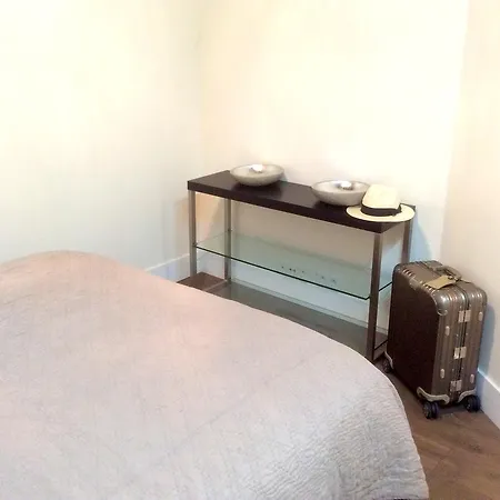 Two Bedroom Luxury - Balcony With View Of Notre Dame Apartamento *