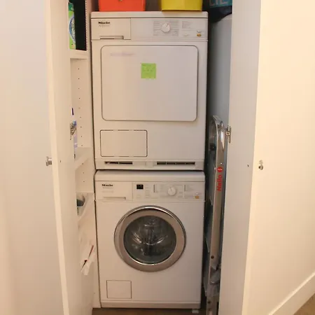 Two Bedroom Luxury - Balcony With View Of Notre Dame Apartamento