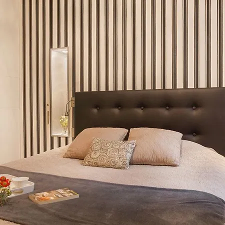 Two Bedroom Luxury - Balcony With View Of Notre Dame Apartamento Paris